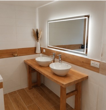 Meuble vasque en bois massif sur mesure